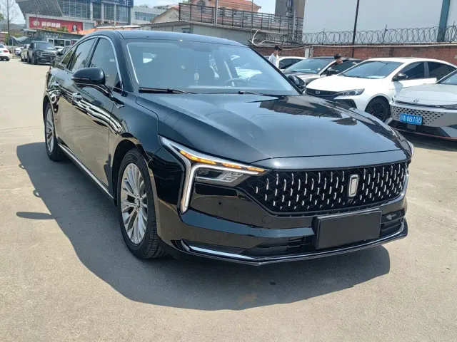 Bestune B70 — Фото автомобиля 3