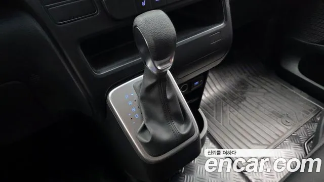 Hyundai Staria Staria Tourer 11 мест — Фото автомобиля 9