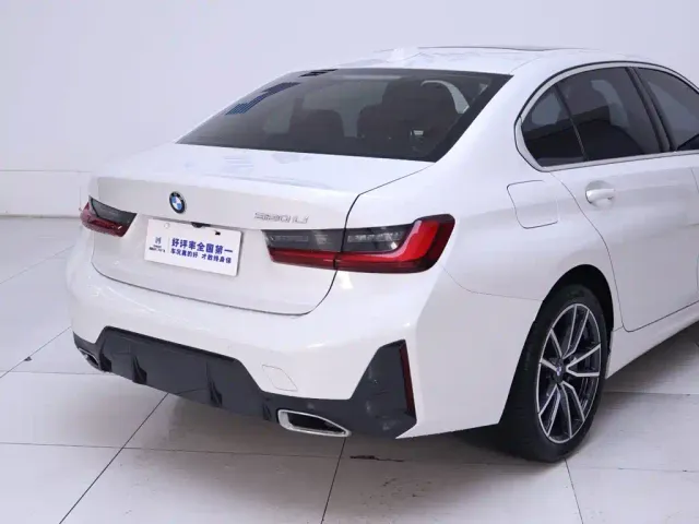 BMW 3 Series — Фото автомобиля 8