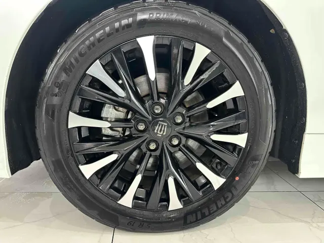 Toyota Vellfire — Фото автомобиля 23