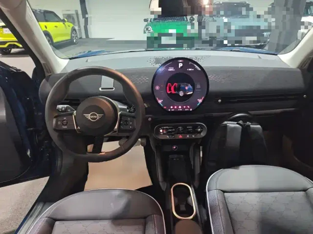 MINI Electric MINI ACEMAN — Фото автомобиля 9