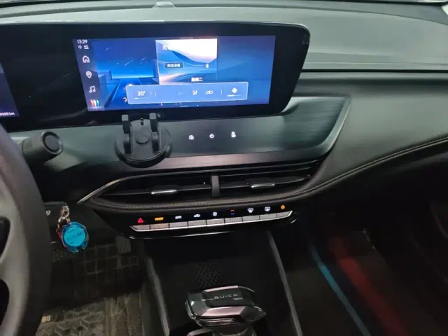 Buick Verano — Фото автомобиля 12