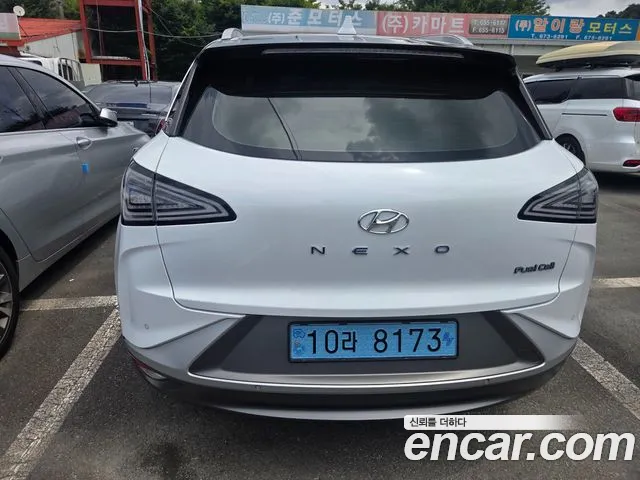 Hyundai Nexo — Фото автомобиля 3