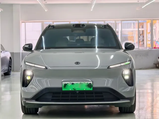 Nio ES6 — Фото автомобиля 2