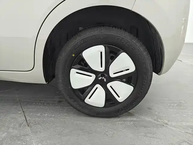 Wuling Hongguang Mini EV — Фото автомобиля 12