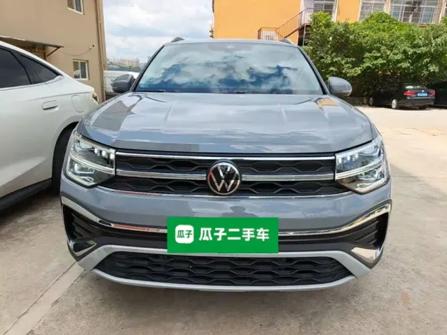 Volkswagen Tharu — Фото автомобиля 2