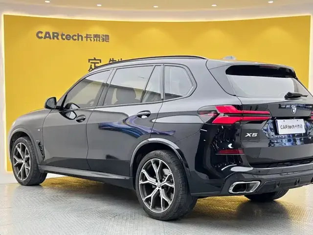 BMW X5 — Фото автомобиля 6