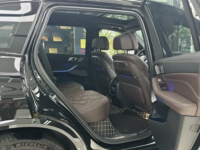 BMW X5 — Фото автомобиля 12