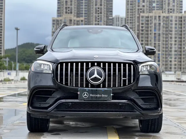 Mercedes-Benz GLS AMG — Фото автомобиля 3