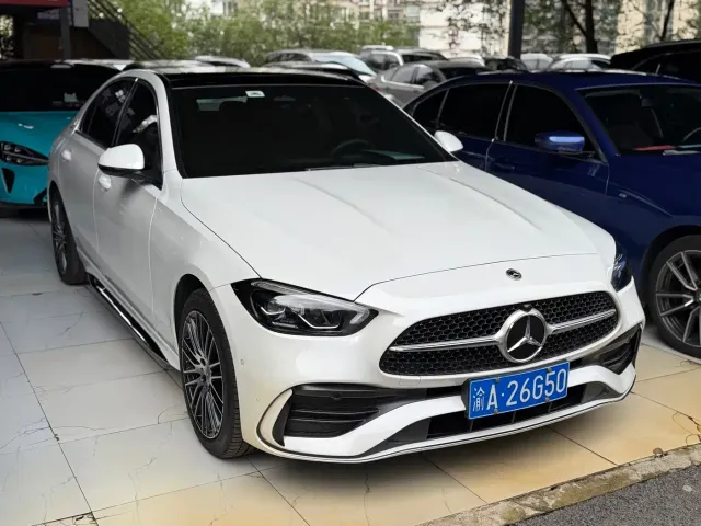 Mercedes-Benz C-Class — Фото автомобиля 3