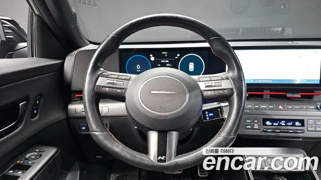 Hyundai Kona Kona (SX2) Бензин 1.6 Turbo 4WD — Фото автомобиля 13