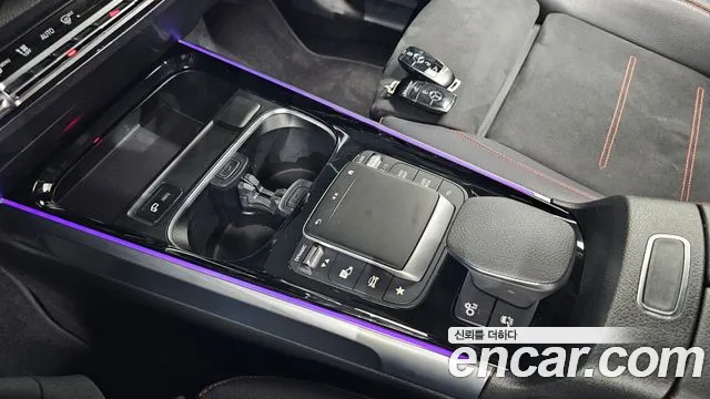 Mercedes-Benz GLB-Class — Фото автомобиля 9