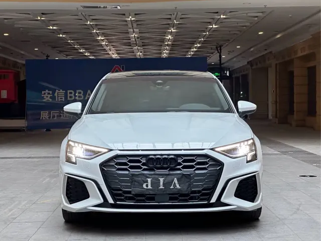 Audi A3 — Фото автомобиля 2