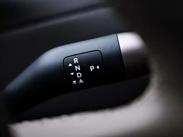 Li Auto i8 — Фото автомобиля 21