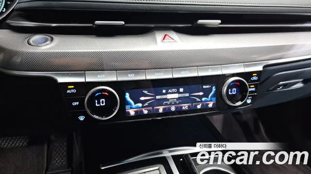 Genesis G80 Бензин 2.5 турбо AWD — Фото автомобиля 20