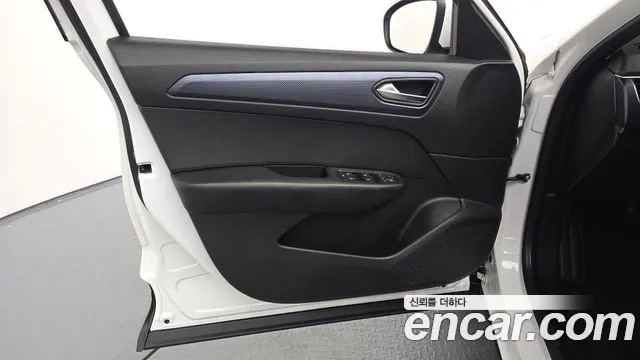 Renault Korea XM3 — Фото автомобиля 24