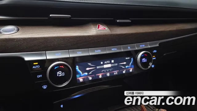 Genesis G80 RG3 — Фото автомобиля 23