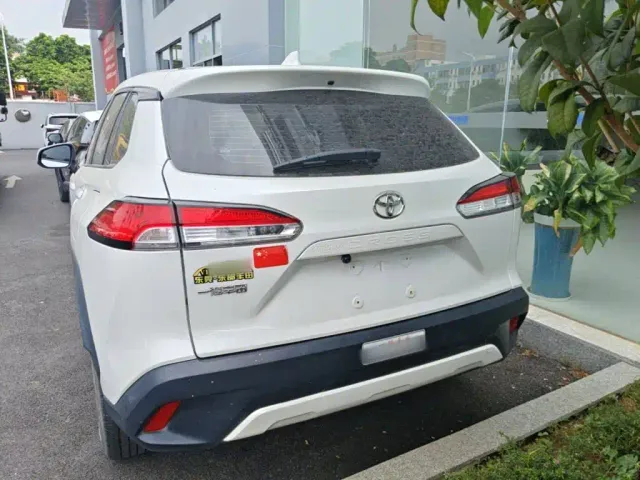 Toyota Corolla Cross — Фото автомобиля 5