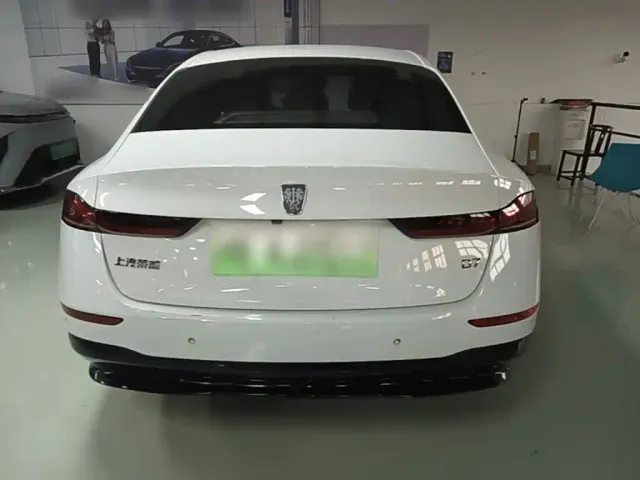 Roewe D7 — Фото автомобиля 5