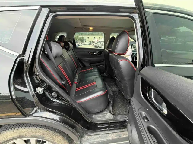 Nissan X-Trail — Фото автомобиля 15