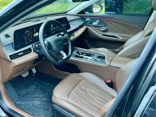 Chery Arrizo 8 — Фото автомобиля 4