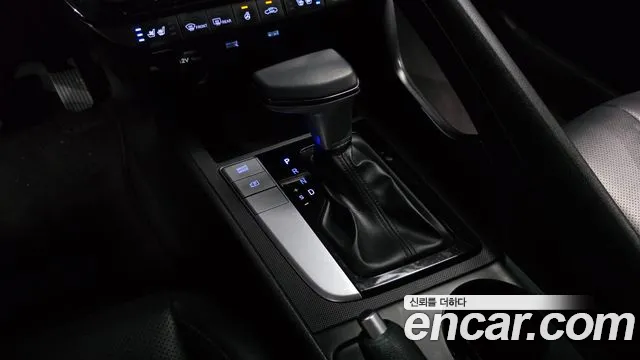 Hyundai Avante CN7 — Фото автомобиля 9