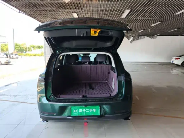 Leapmotor C10 — Фото автомобиля 18