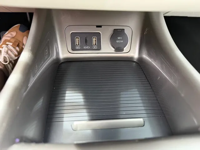 BYD Dolphin — Фото автомобиля 15