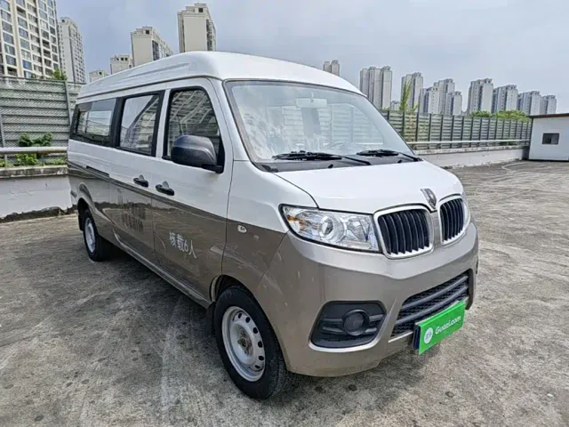 Jinbei New Hiace X30L — Фото автомобиля 3