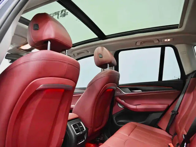 BMW X3 — Фото автомобиля 27