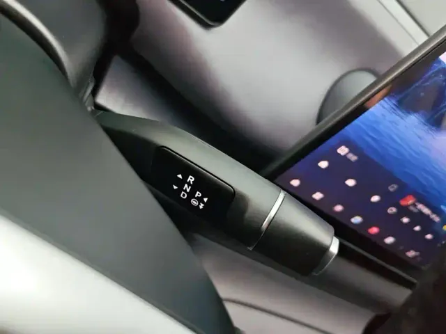 Leapmotor C16 — Фото автомобиля 16