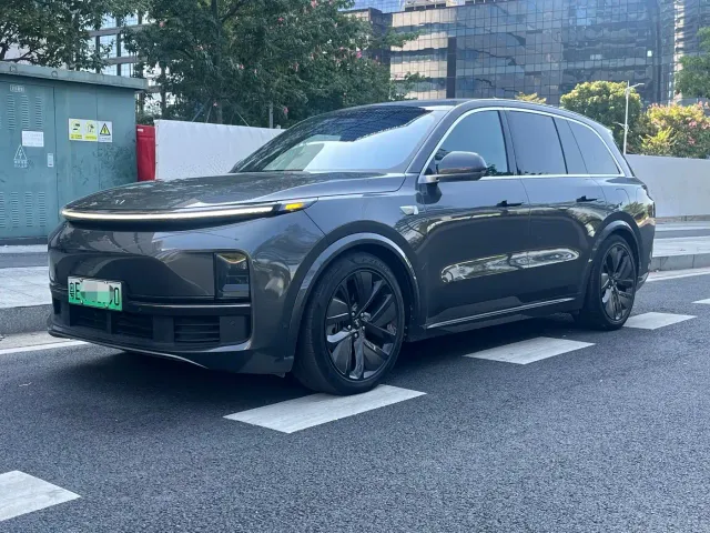 Фотография автомобиля — Li Auto L8