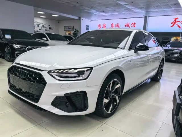 Audi A4L — Фото автомобиля 2