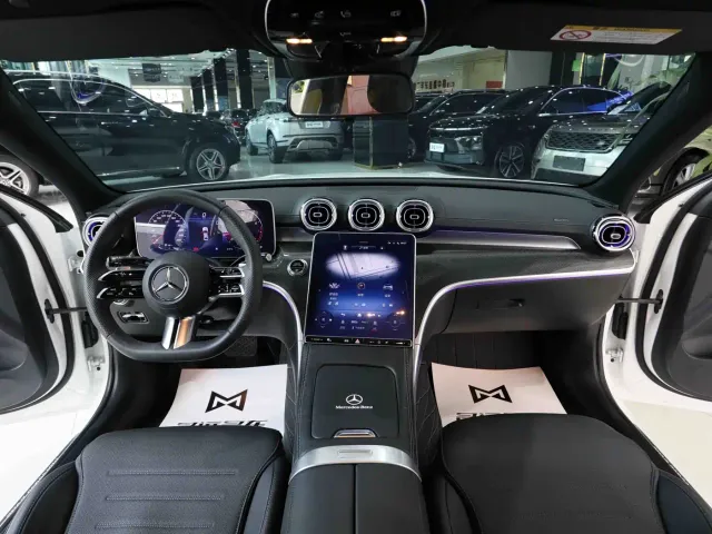 Mercedes-Benz C-Class — Фото автомобиля 10