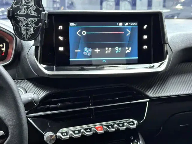 Peugeot 2008 — Фото автомобиля 14