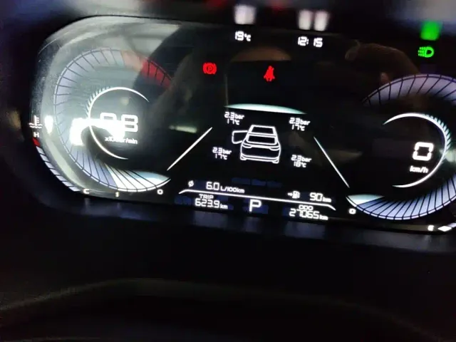 Geely Emgrand — Фото автомобиля 11