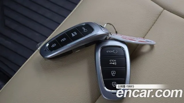 Hyundai Staria Staria — Фото автомобиля 4