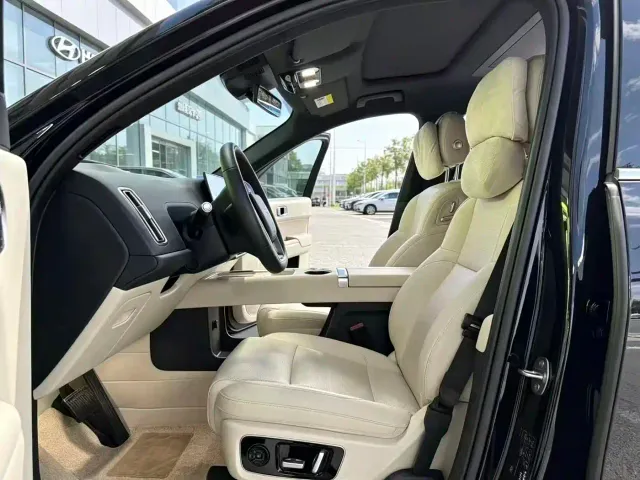Li Auto L9 — Фото автомобиля 2