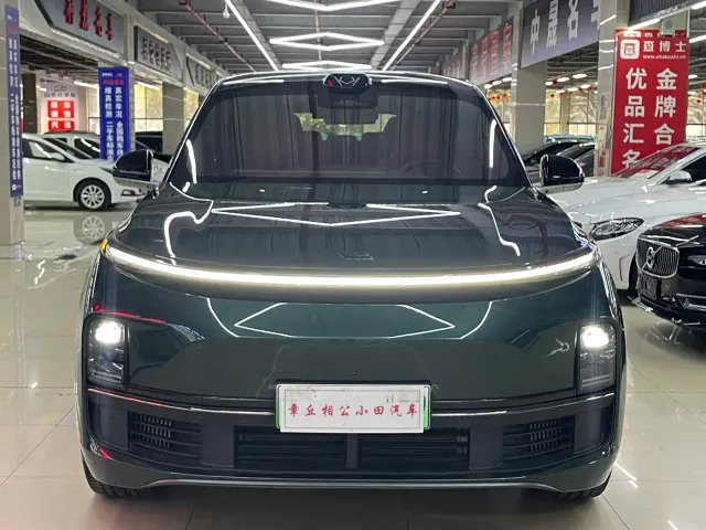 Li Auto L9 — Фото автомобиля 3