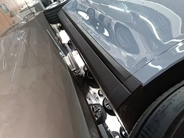Li Auto i8 — Фото автомобиля 20