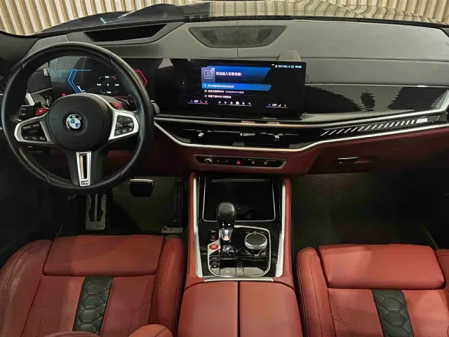 BMW X6 M — Фото автомобиля 3