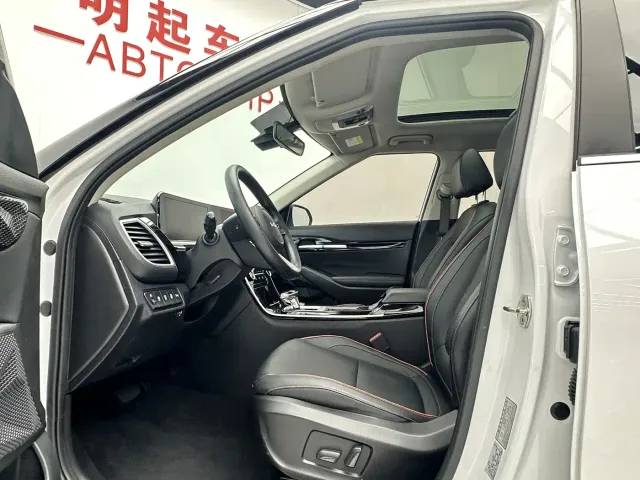 Kia Seltos — Фото автомобиля 4