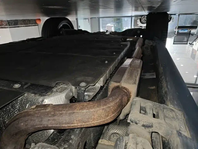 BYD FangChengBao Leopard 8 — Фото автомобиля 20