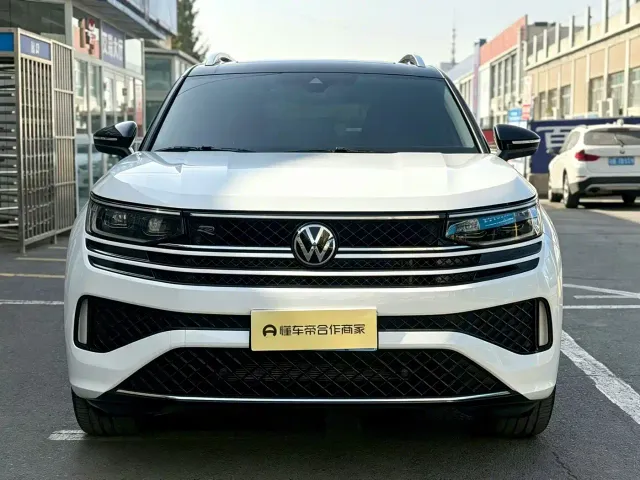 Volkswagen Talagon — Фото автомобиля 2