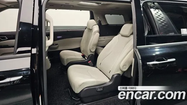 Kia Canival Carnival 4 поколение 9 мест Signature — Фото автомобиля 14