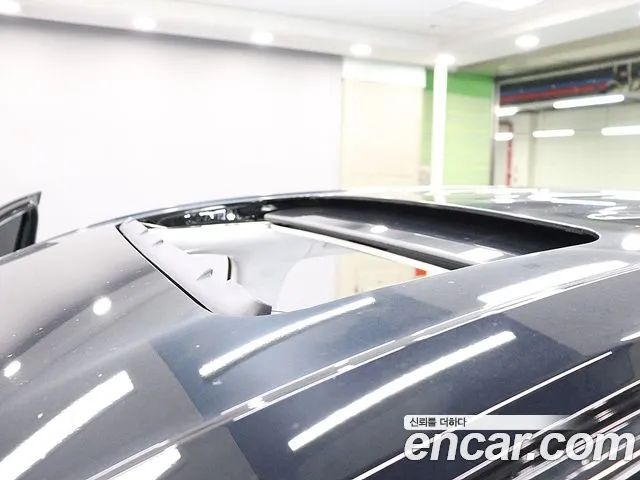 Hyundai Staria Staria 4WD Lounge 7 мест — Фото автомобиля 13