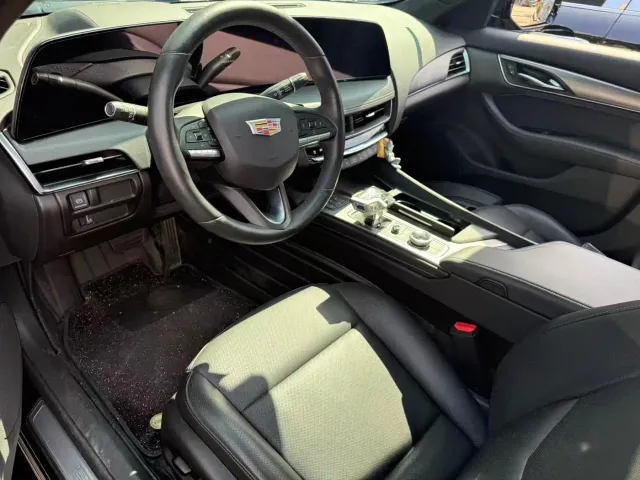 Cadillac CT5 — Фото автомобиля 4