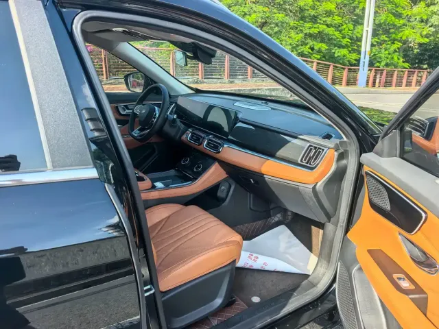 Jetour Shanhai Jetour Shanhai L7 2024 Model 1.5T 120km MAX+ 7-Seater — Фото автомобиля 10