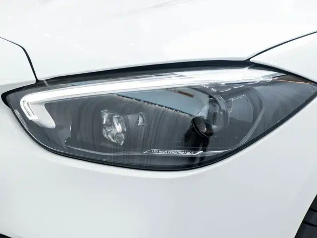 Mercedes-Benz C-Class — Фото автомобиля 8