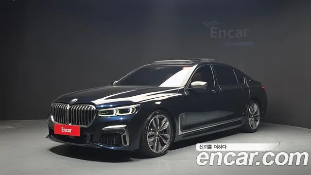 Фотография автомобиля — BMW 7 Series